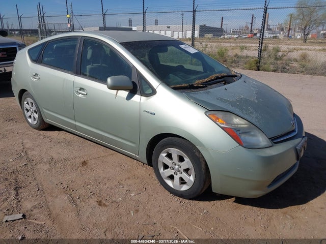 TOYOTA PRIUS - 1