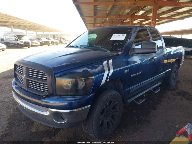 DODGE RAM 1500 SLT - 2