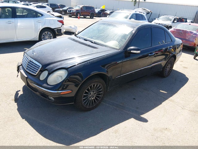 MERCEDES-BENZ E-CLASS - 2