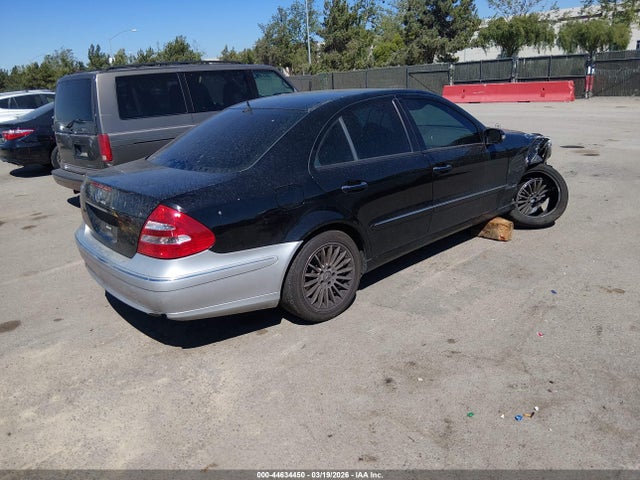 MERCEDES-BENZ E-CLASS - 4