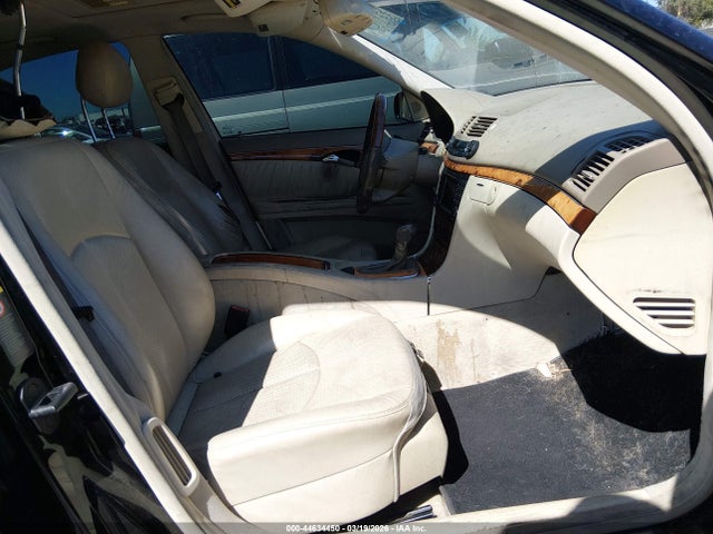 MERCEDES-BENZ E-CLASS - 5