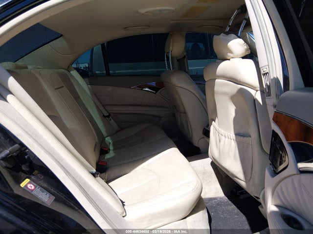 MERCEDES-BENZ E-CLASS - 8