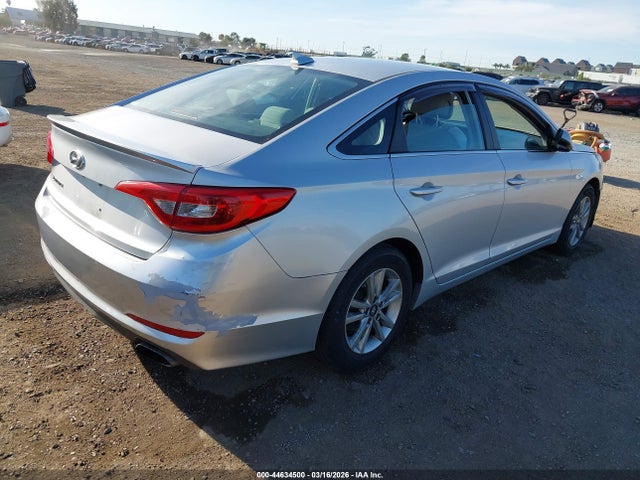 HYUNDAI SONATA SE - 4