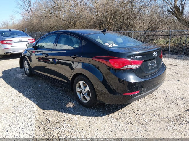 HYUNDAI ELANTRA SE - 3