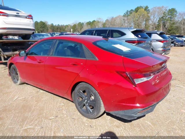 HYUNDAI ELANTRA SEL - 3