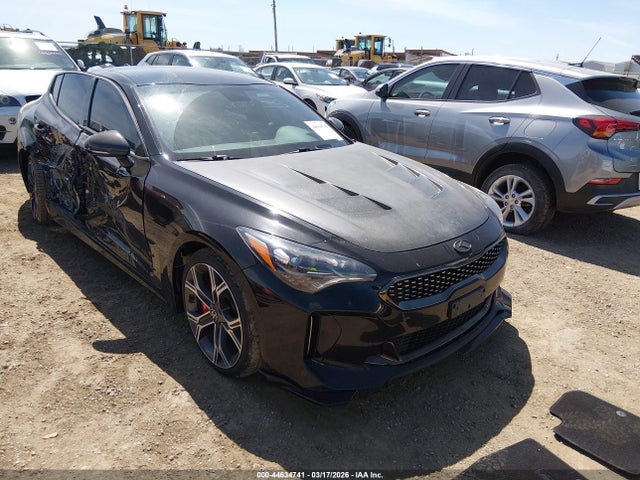 KIA STINGER GT - 1