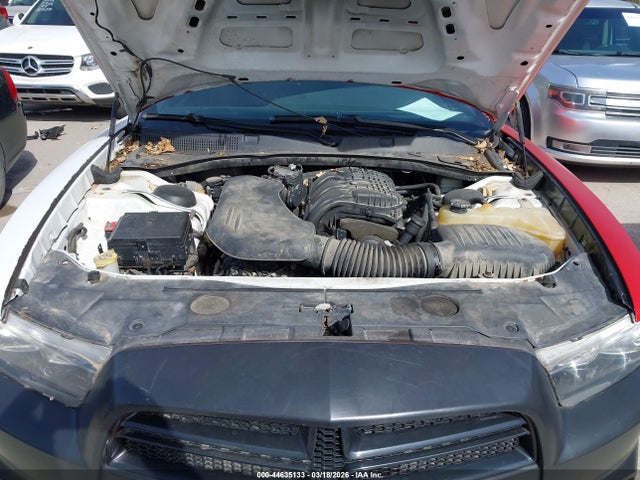 DODGE CHARGER POLICE - 10