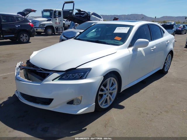 2007 Lexus IS 350 — фото 2