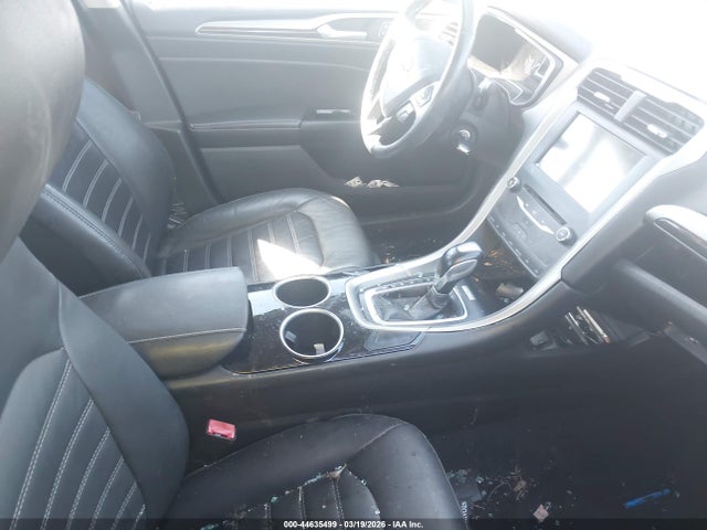 FORD FUSION SE - 5
