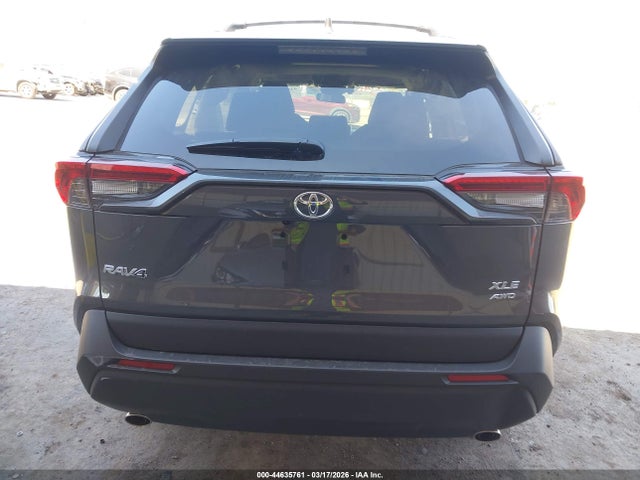 2025 TOYOTA RAV4 XLE 16