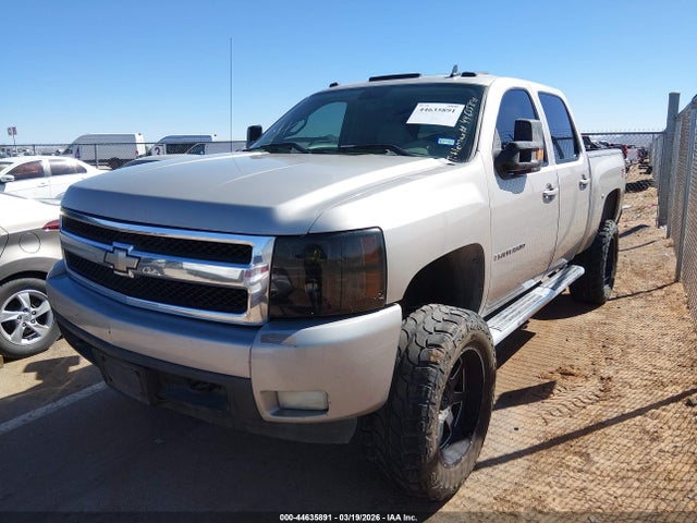 CHEVROLET SILVERADO 1500 LTZ - 2