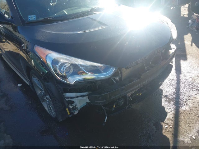 HYUNDAI VELOSTER TURBO - 6