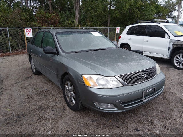2001 TOYOTA AVALON XLS
