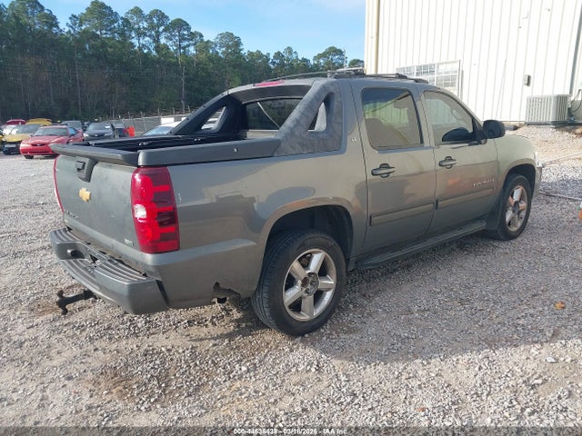 CHEVROLET AVALANCHE - 4