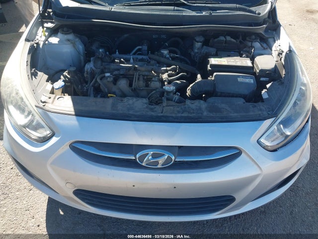 HYUNDAI ACCENT SE - 10