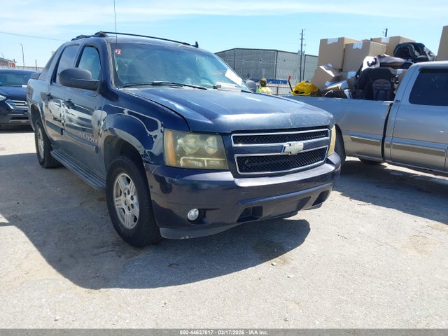 CHEVROLET AVALANCHE 1500 LS - 1