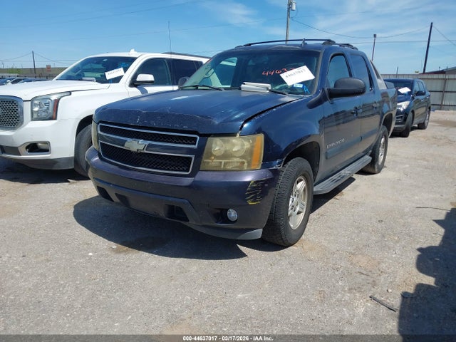 CHEVROLET AVALANCHE 1500 LS - 2