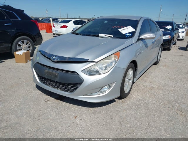 HYUNDAI SONATA HYBRID - 2