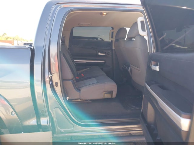 TOYOTA TUNDRA - 8