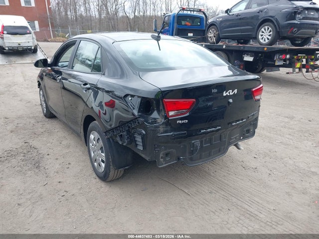 KIA RIO - 3