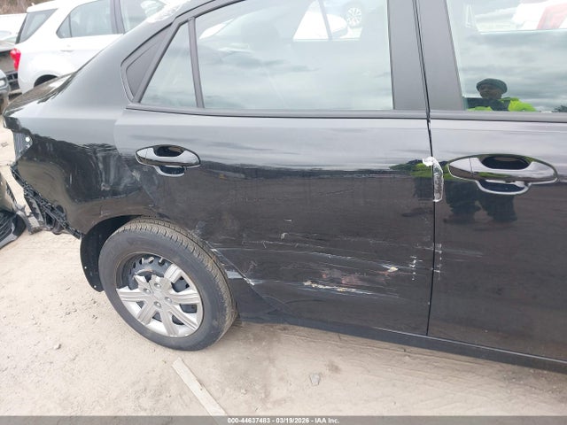 KIA RIO - 6