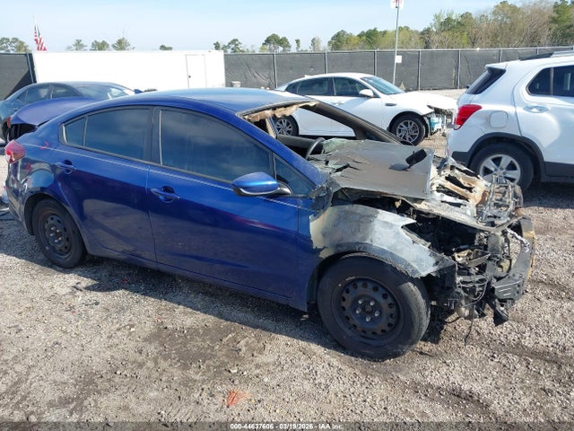 2017 KIA FORTE LX