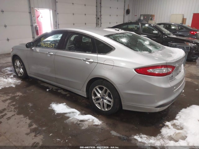 FORD FUSION SE - 3