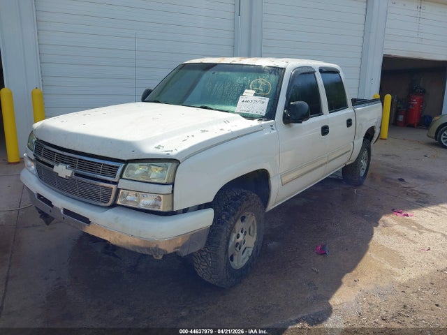 CHEVROLET SILVERADO 1500 LS - 2