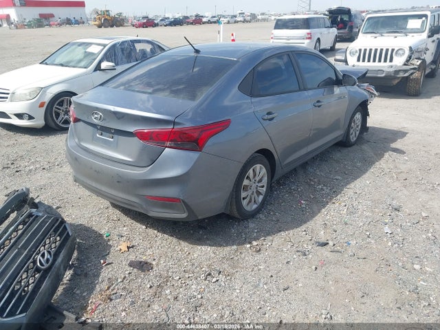 HYUNDAI ACCENT SE - 4