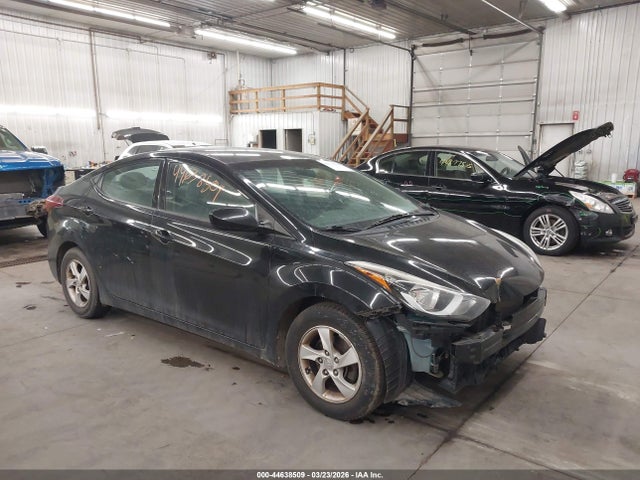 HYUNDAI ELANTRA SE - 1