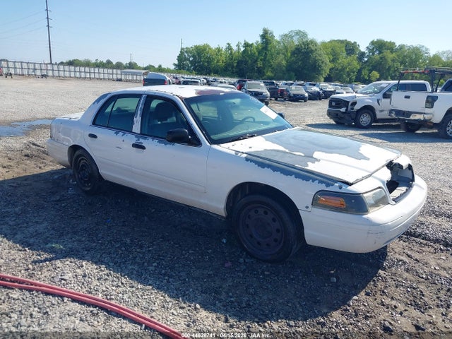 FORD CROWN VICTORIA POLICE - 1