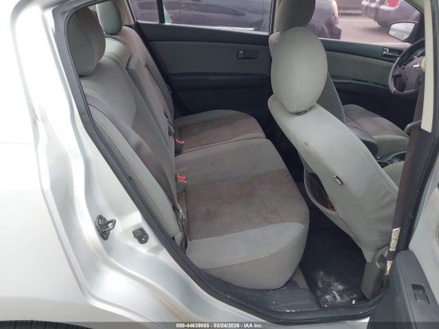 NISSAN SENTRA 2.0 S - 8