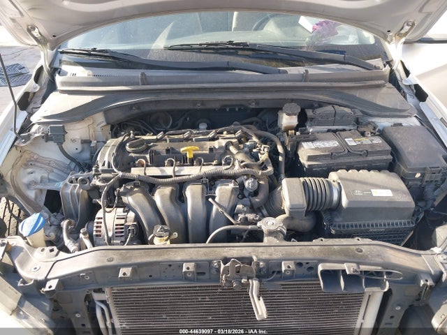 HYUNDAI ELANTRA SE - 10