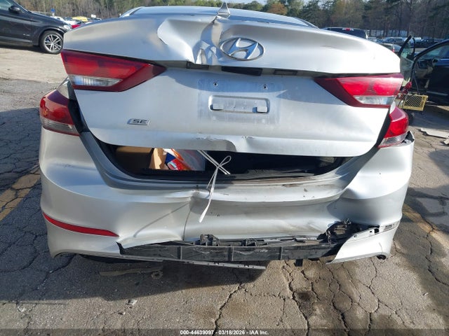 HYUNDAI ELANTRA SE - 6