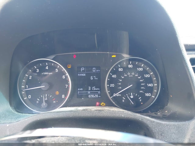 HYUNDAI ELANTRA SE - 7