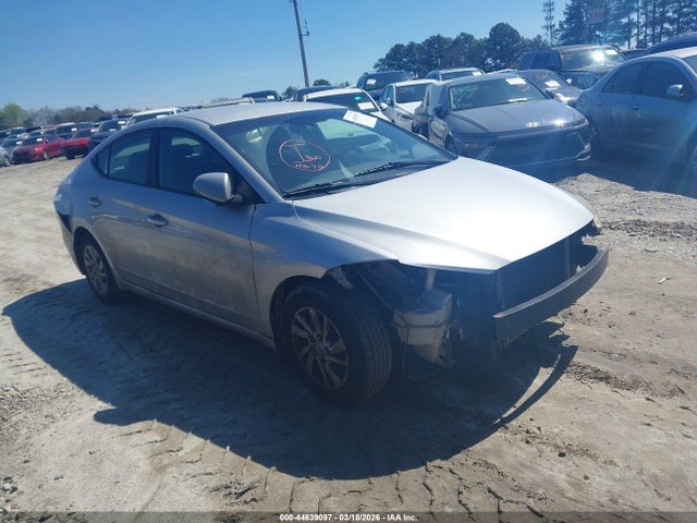 HYUNDAI ELANTRA SE - 1