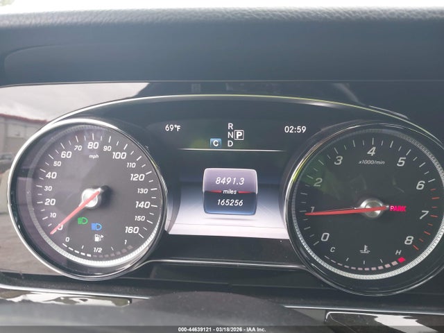 MERCEDES-BENZ E-CLASS - 7