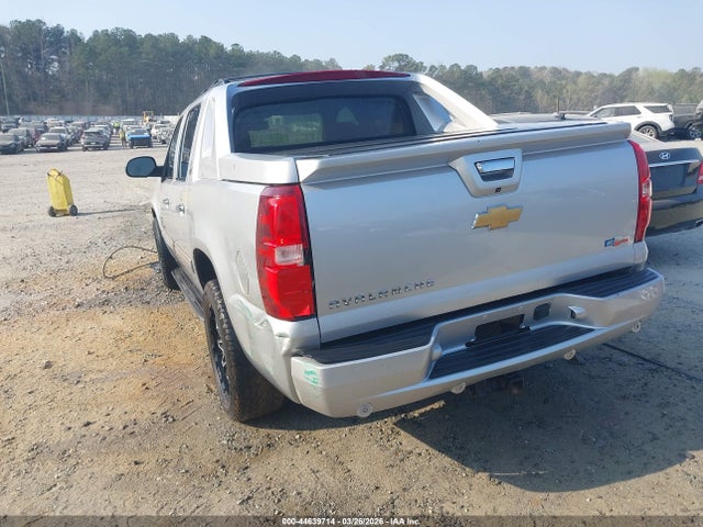 CHEVROLET AVALANCHE LT - 3