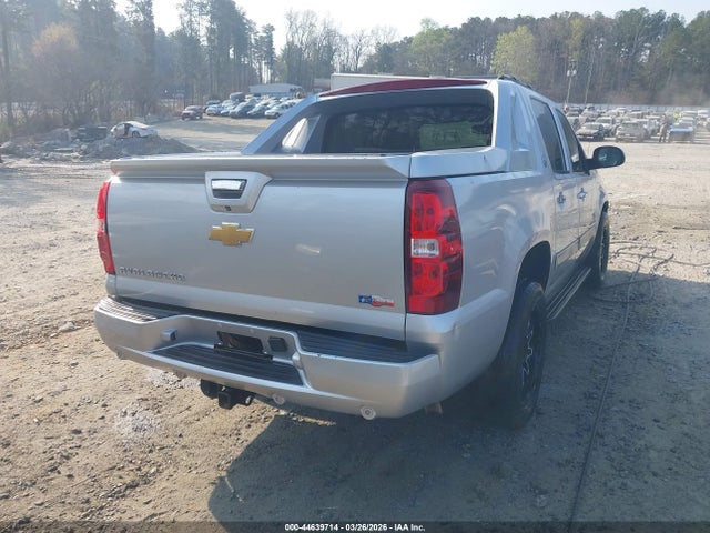 CHEVROLET AVALANCHE LT - 4