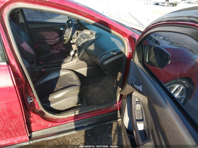 FORD FOCUS SE - 5