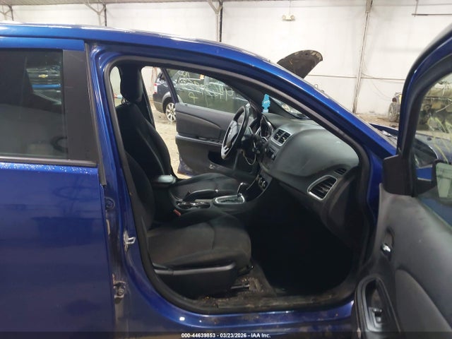 DODGE AVENGER SE - 5