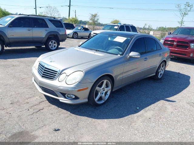 MERCEDES-BENZ E-CLASS - 2