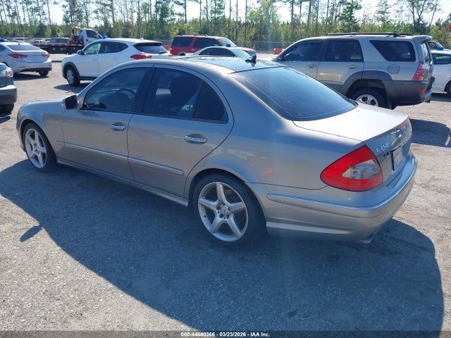 MERCEDES-BENZ E-CLASS - 3