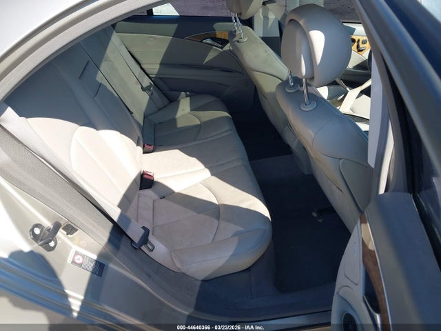 MERCEDES-BENZ E-CLASS - 8