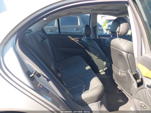 MERCEDES-BENZ E-CLASS - 8