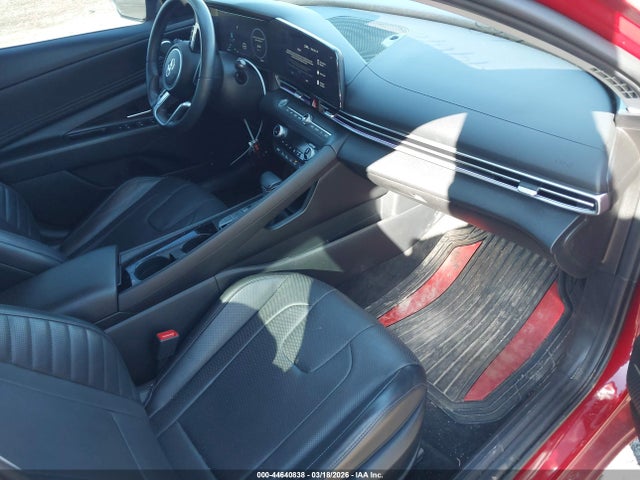 HYUNDAI ELANTRA HYBRID LIMITED - 5