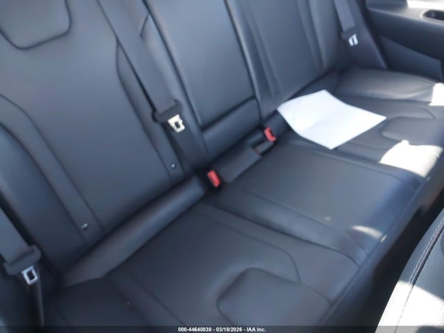 HYUNDAI ELANTRA HYBRID LIMITED - 8