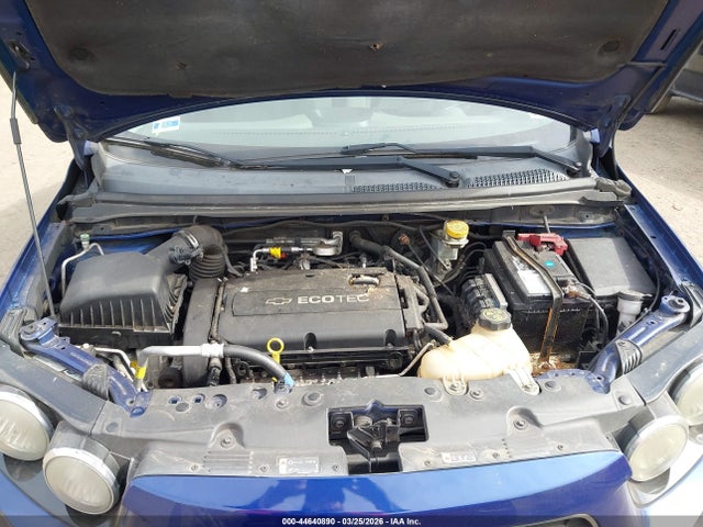 CHEVROLET SONIC LT AUTO - 10