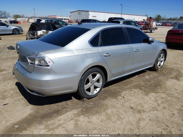 2015 Volkswagen PASSAT 1.8T LIMITED EDITION — фото 4