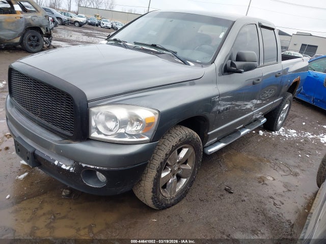 DODGE RAM 1500 SLT - 2